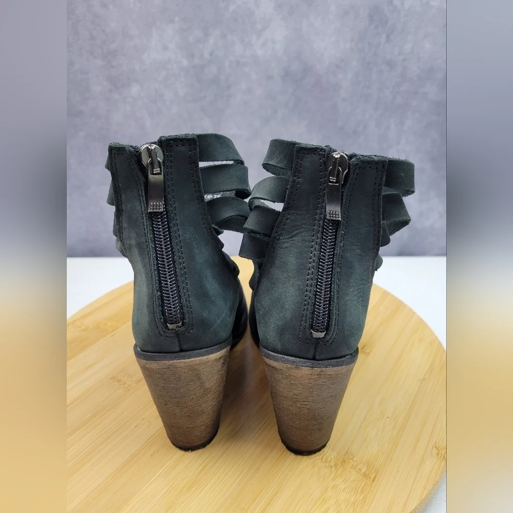 Free People excellent according